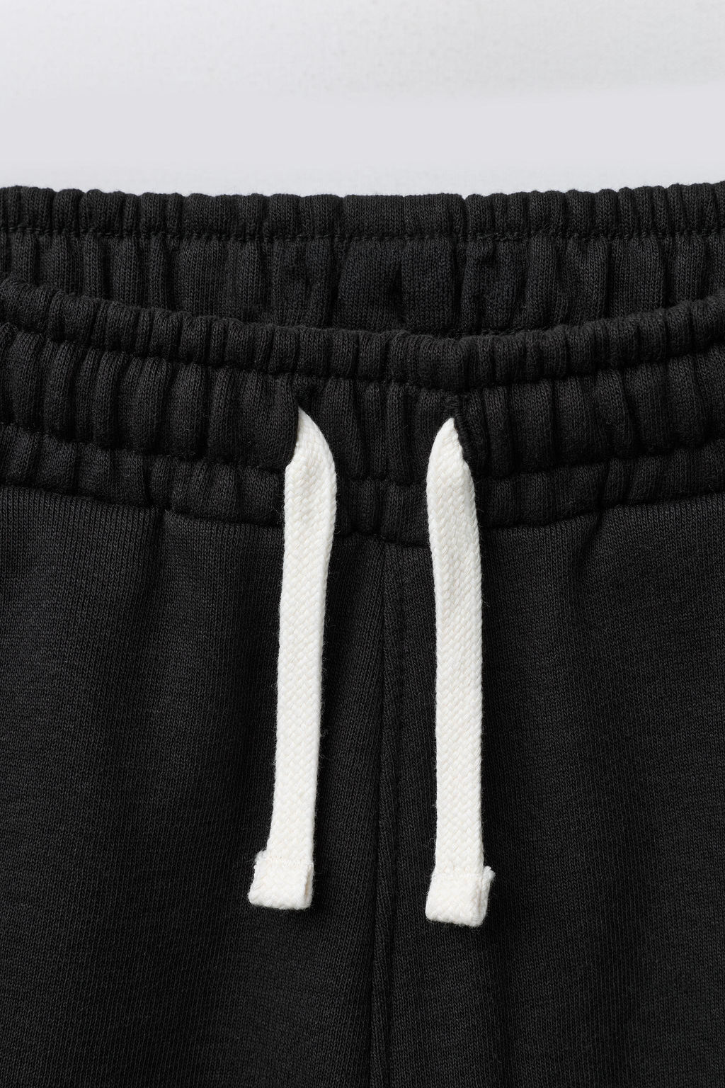 PANTAL?N FELPA BARREL ETIQUETA / Negro - Zara фото 3