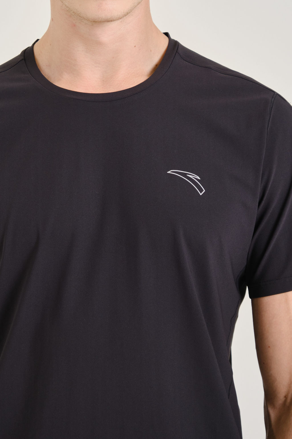 Футболка Черный