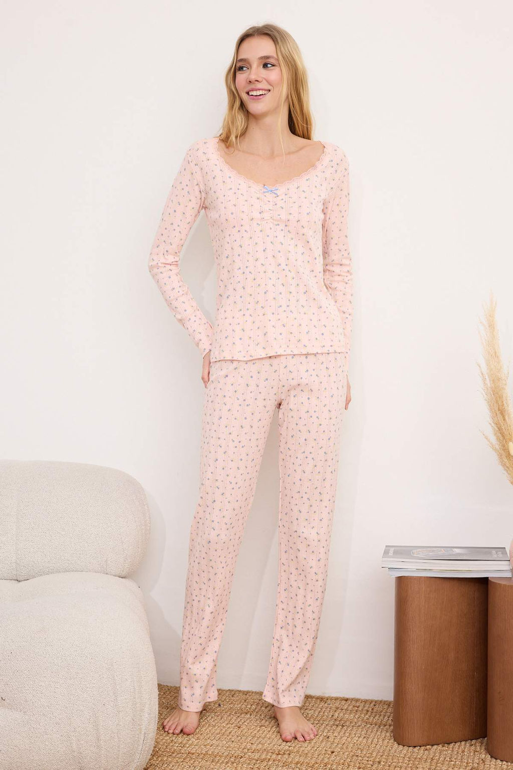 Beyaz Cicekli Dantel Detayl? Fitilli/Pointel Orme Pijama Tak?m? THMAW26PT00165 - Trendyolmilla фото 6