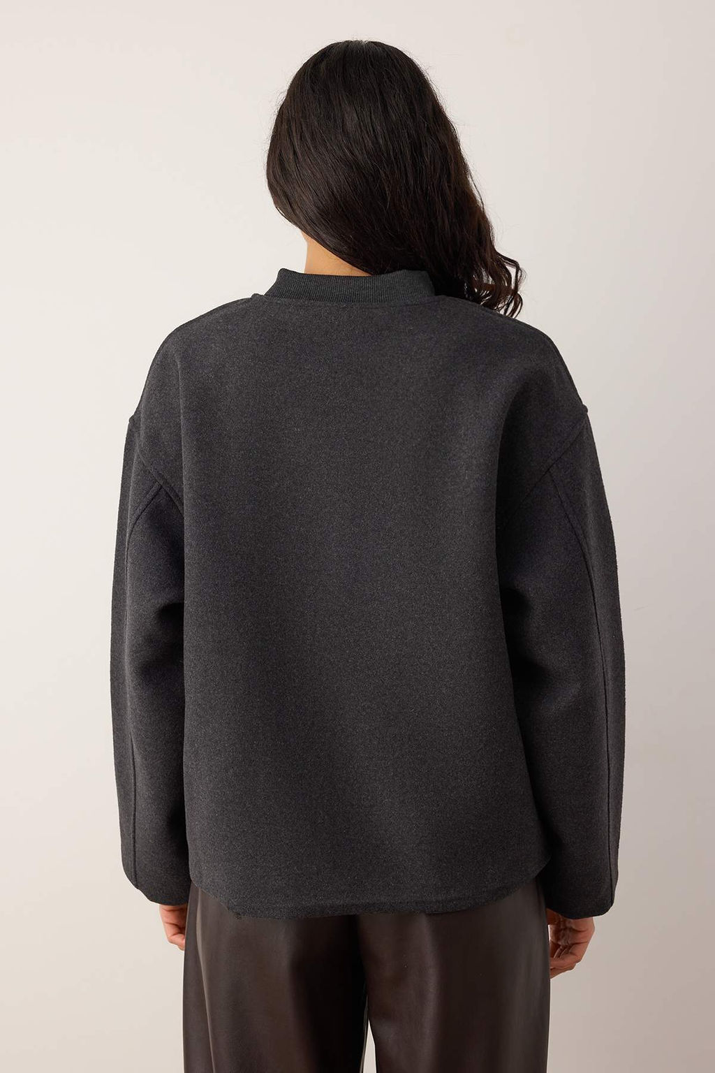 Antrasit Kase Cep Detayl? Dokuma Oversize Ceket TWOAW26CE00078 - Trendyolmilla фото 4