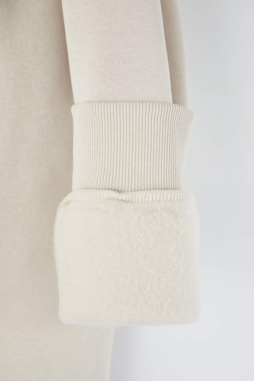 Teen Tas Kapusonlu S?rt Melek Bask?l? Kal?n Ici Polarl? Oversize Orme Sweatshirt TWOAW26SW00198 - Trendyolmilla фото 4