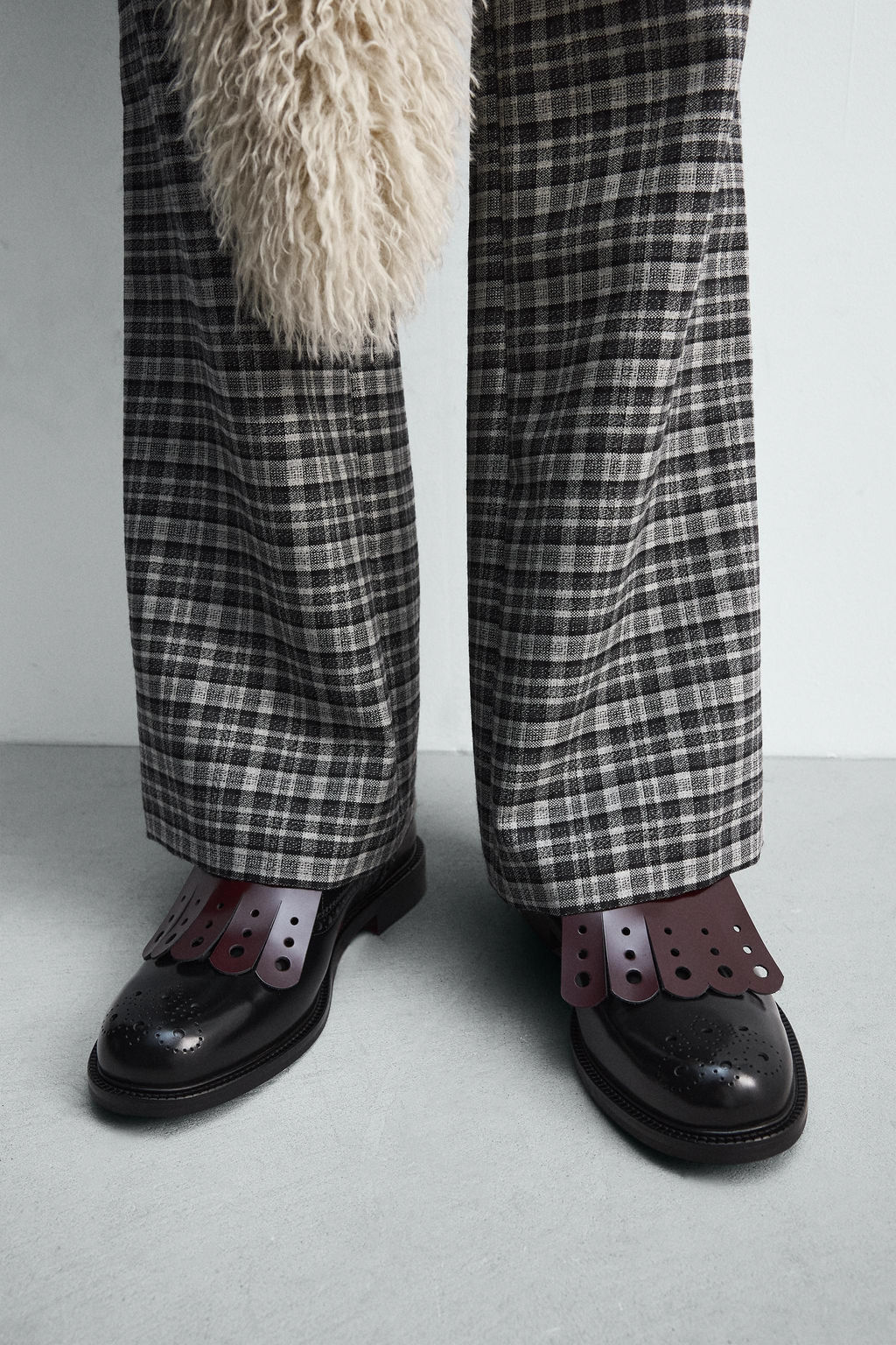 LEATHER SHOES HARRY LAMBERT FOR ZARA X DISNEY  фото 3