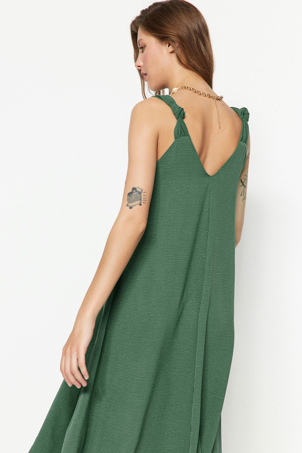 TRENDYOLMILLA Yesil Rahat Kesim V Yaka Midi Dokuma Elbise TWOSS23EL00882 фото 4