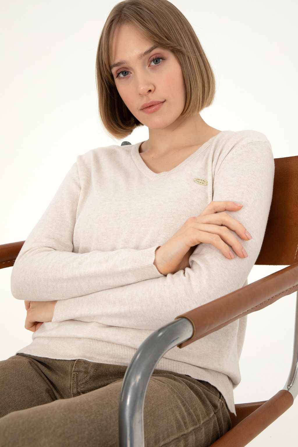 Женский кремовый меланжевый базовый свитер с v-образным вырезом Неожиданная скидка в корзине - U.s. polo assn фото 3