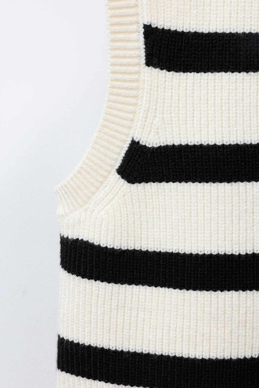 STRIPED KNIT VEST - Zara фото 4