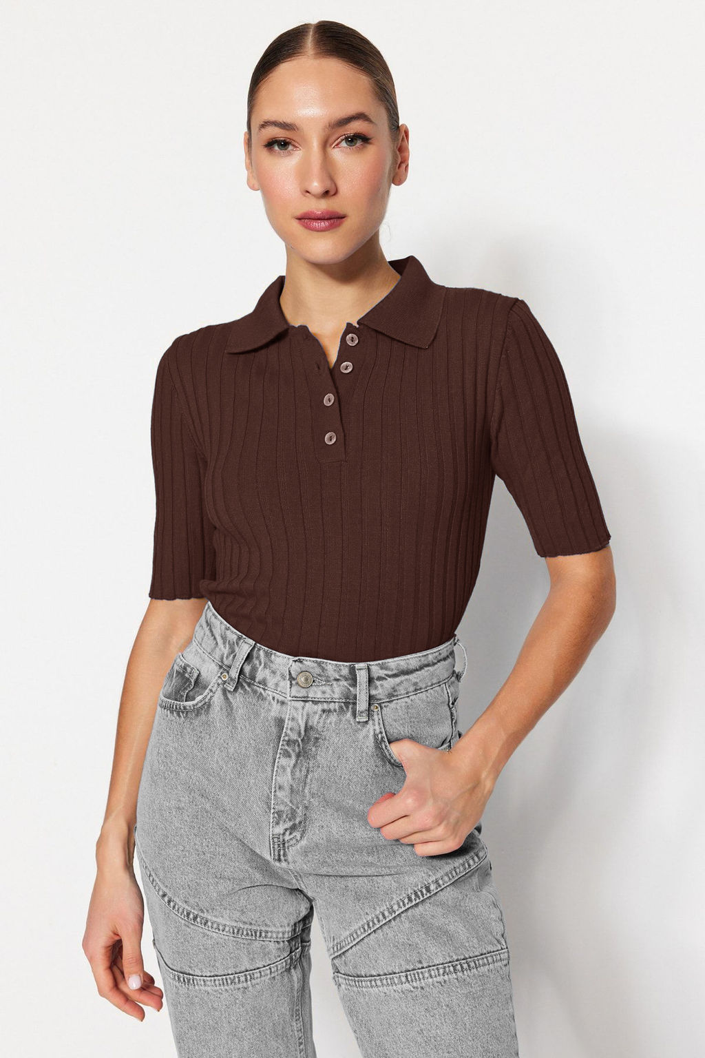Kahverengi Basic Polo Yaka T-Shirt Gorunumlu Triko Ince Bluz TWOSS20BZ0112