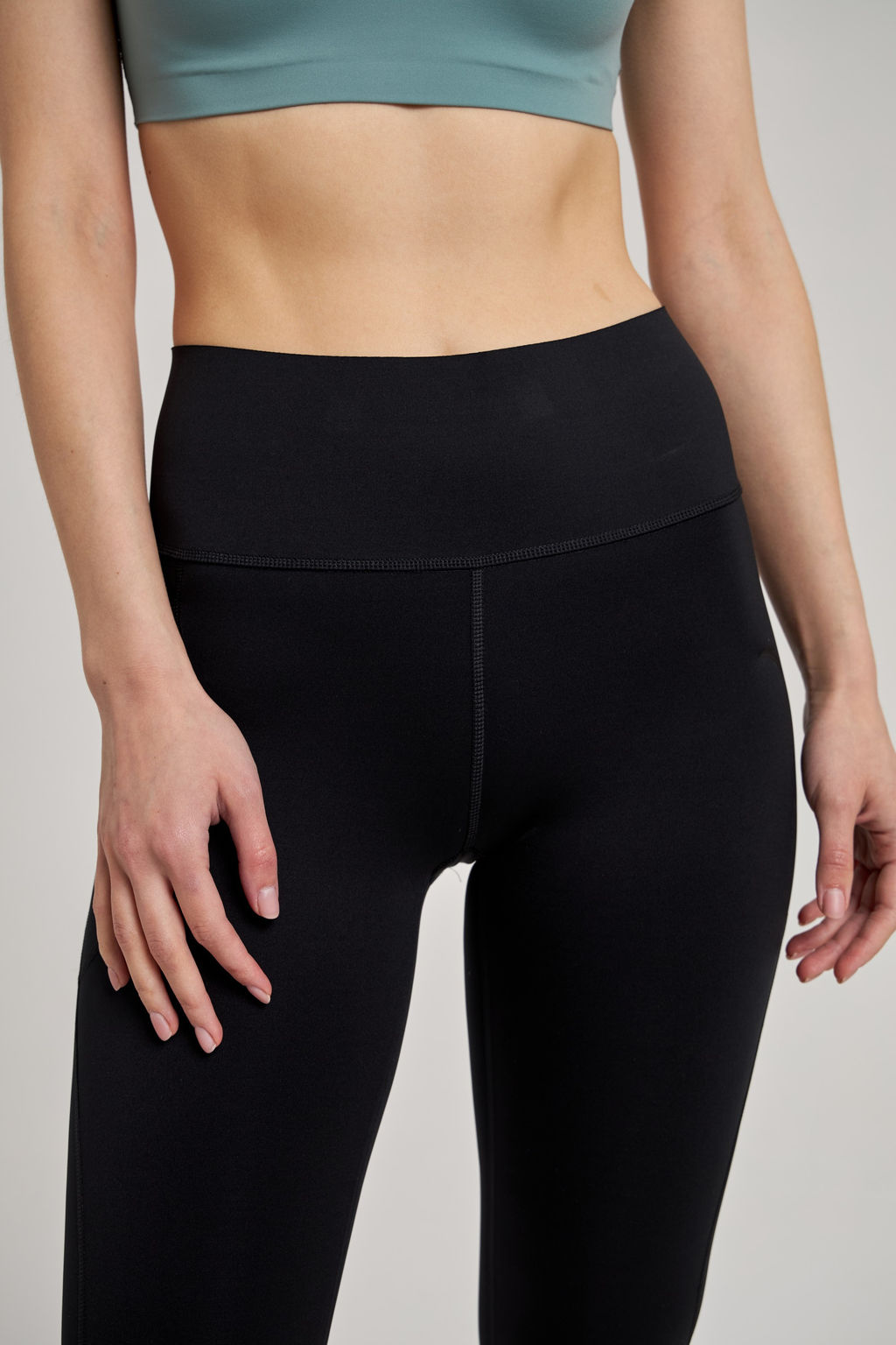 Легинсы Черный - Anta фото 4