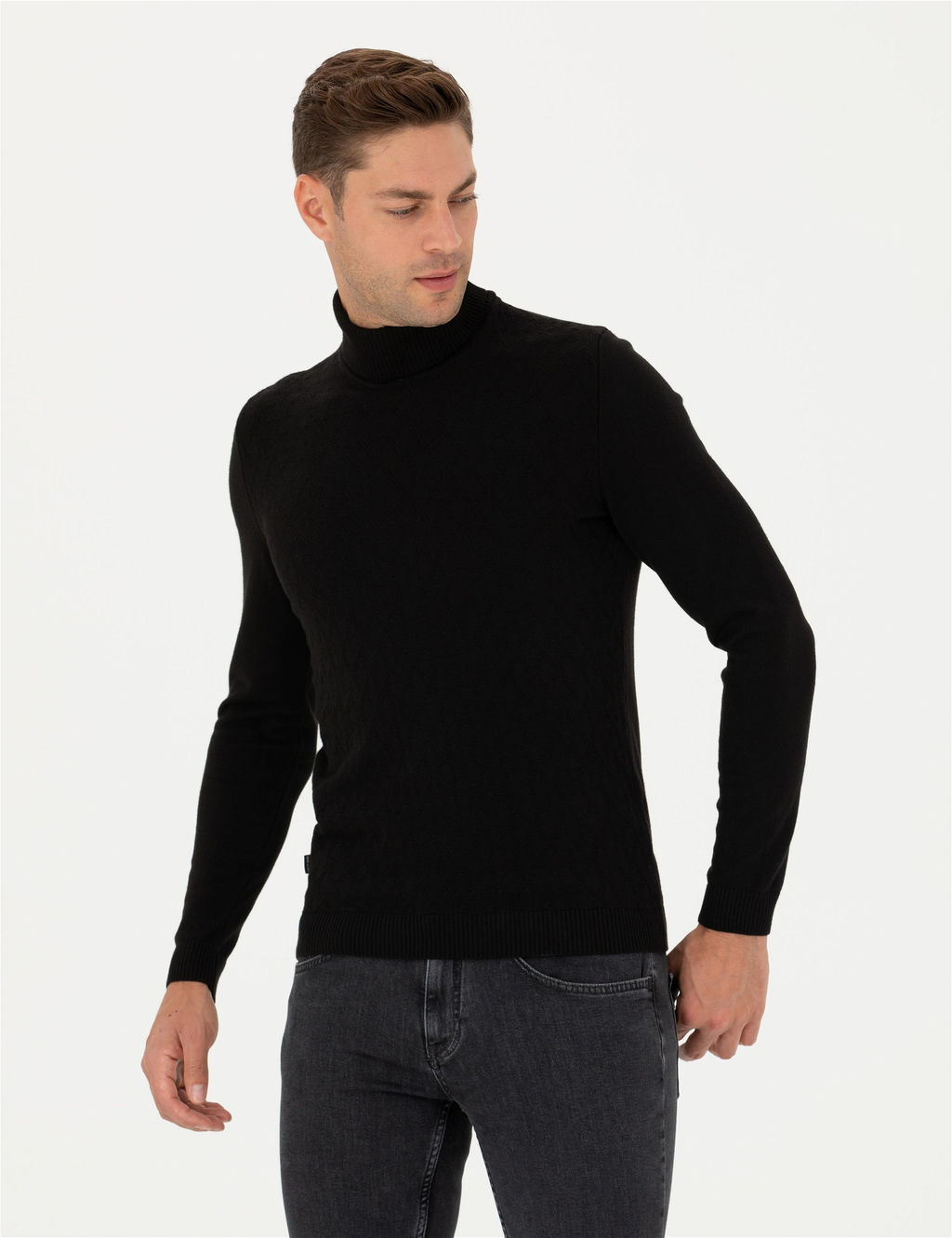 Siyah Slim Fit Bal_k__ Yaka Triko Kazak