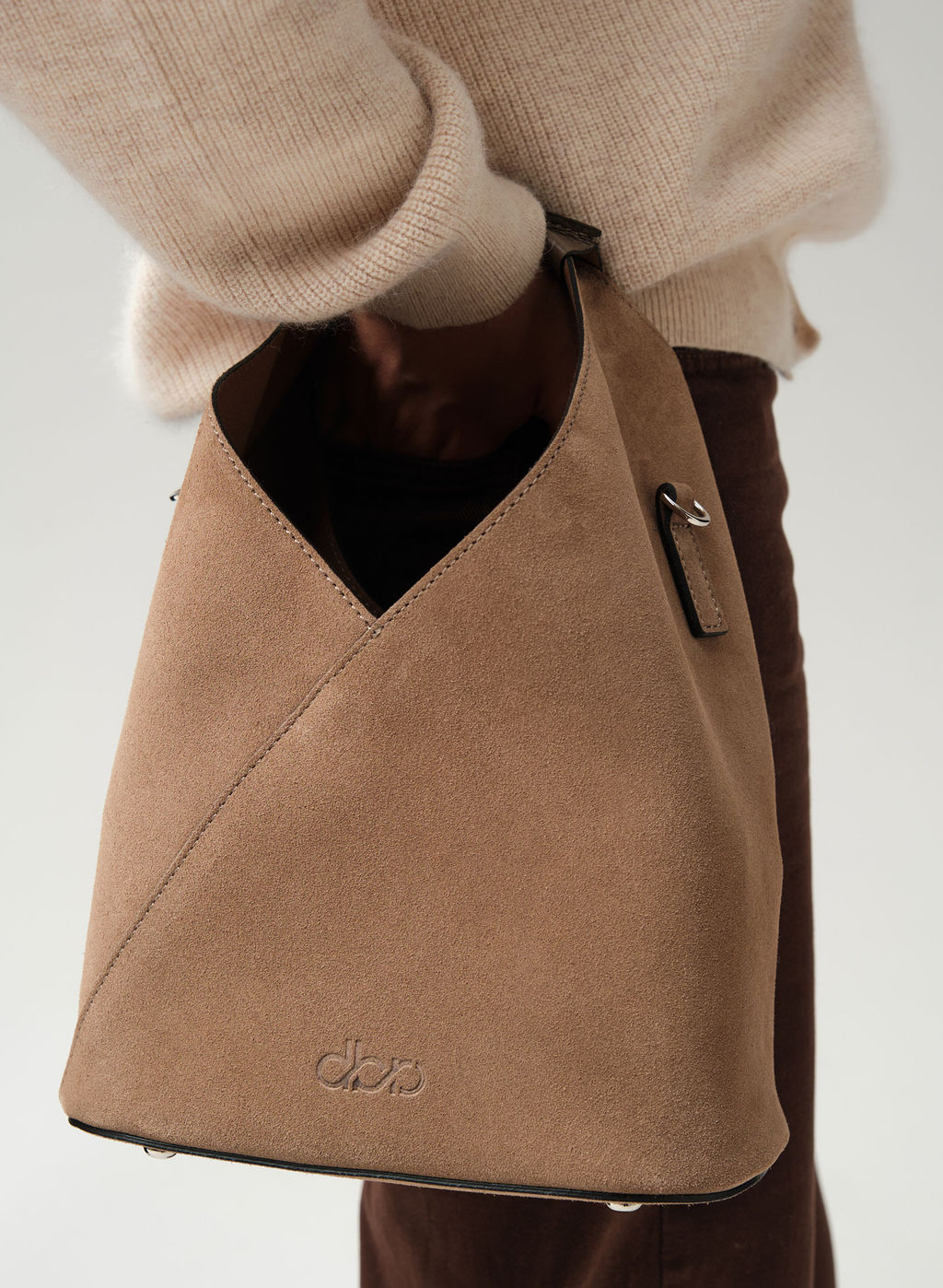 Замшевая сумка Rebecca DBR 31370 серо-коричневый фото 4