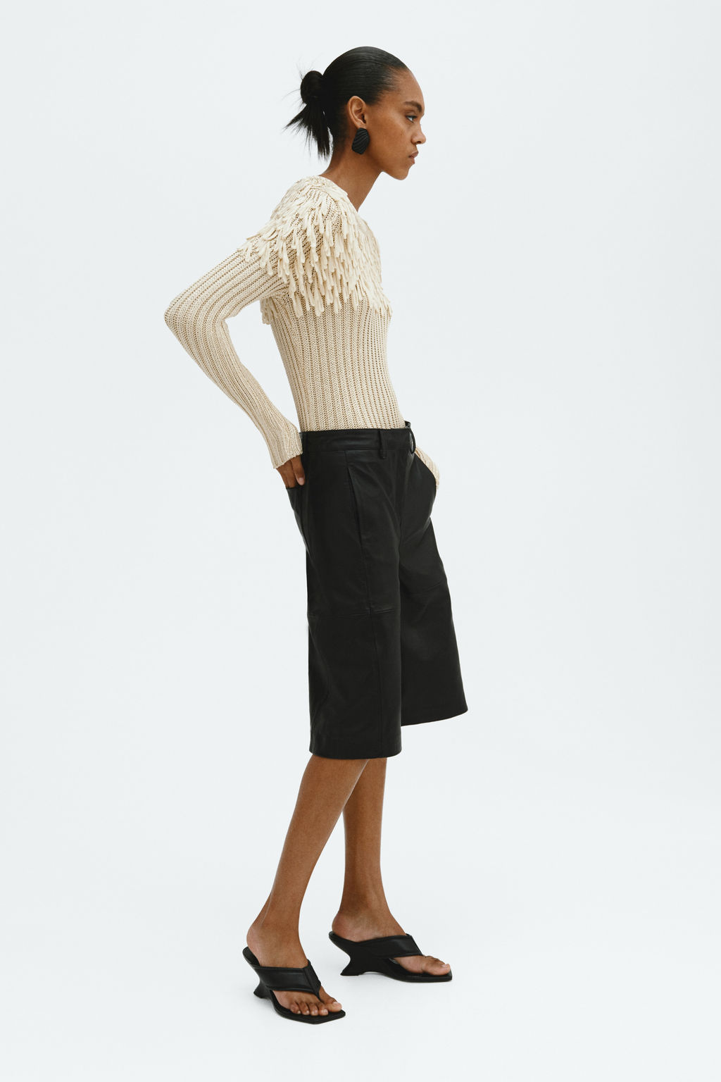 Top en punto acanalado con flecos - H&m фото 5