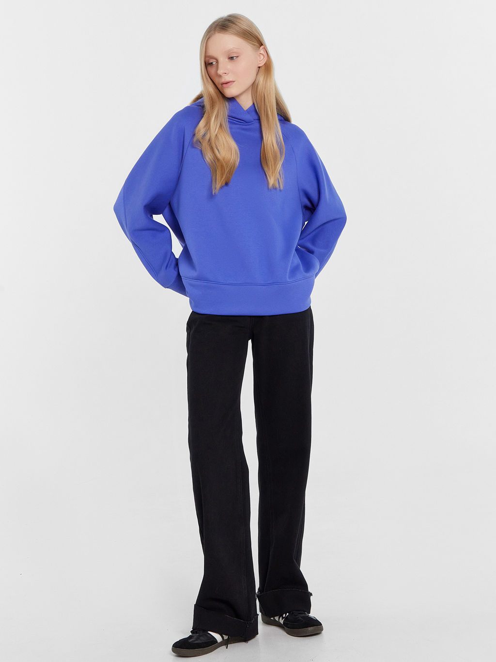 Худи женское фиолетовое сирень 122745 - Mark formelle фото 3