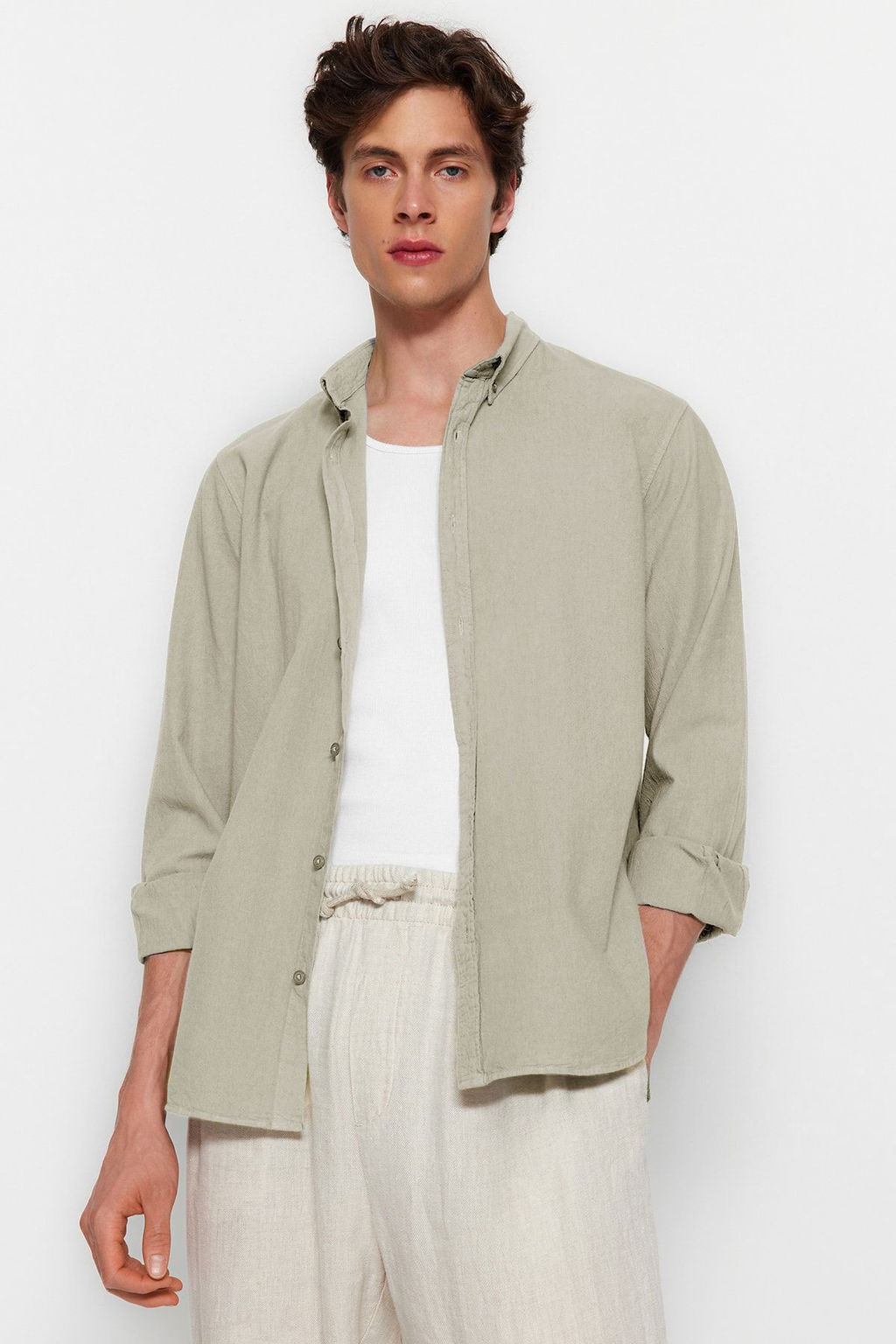Bej Unisex Regular Fit %100 Pamuklu Keten Gorunumlu Gomlek TMNSS23GO00099
