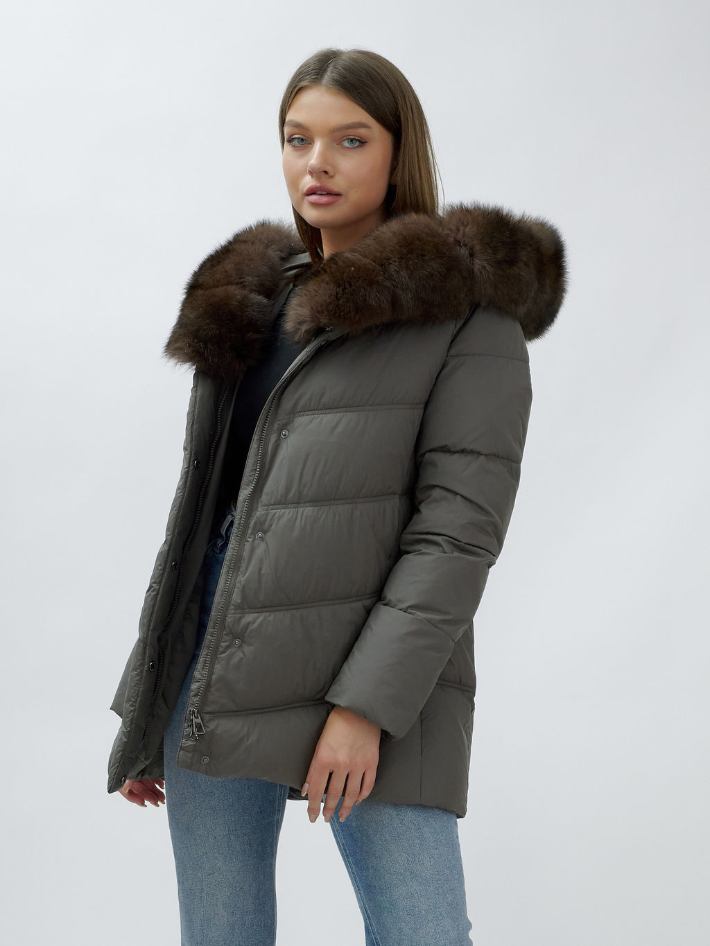 с МЕХОМ ПЕСЕЦ ПРЕМИУМ класса Полупальто зимние темно-серого цвета - Mtforce фото 8