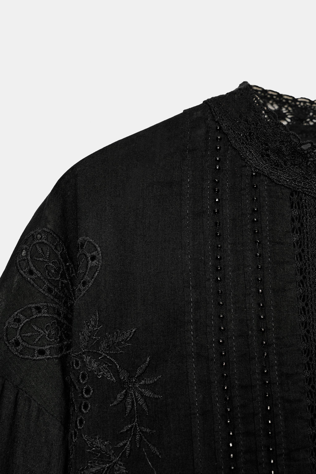 ZW COLLECTION EMBROIDERED SHIRT WITH LACE TRIM