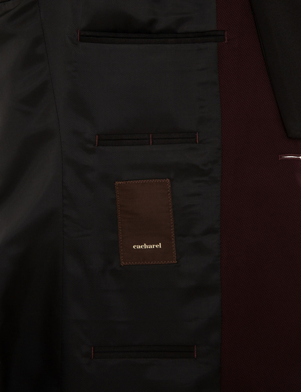 Бордово-красный приталенный костюм для жениха - Cacharel фото 6