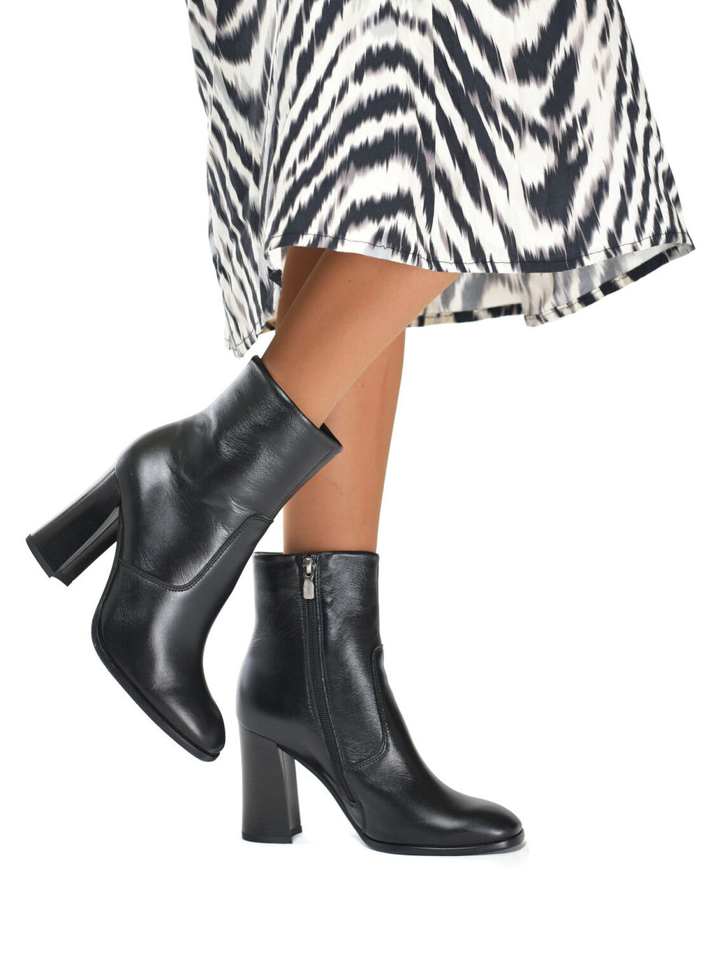 ботинки
								BELWEST