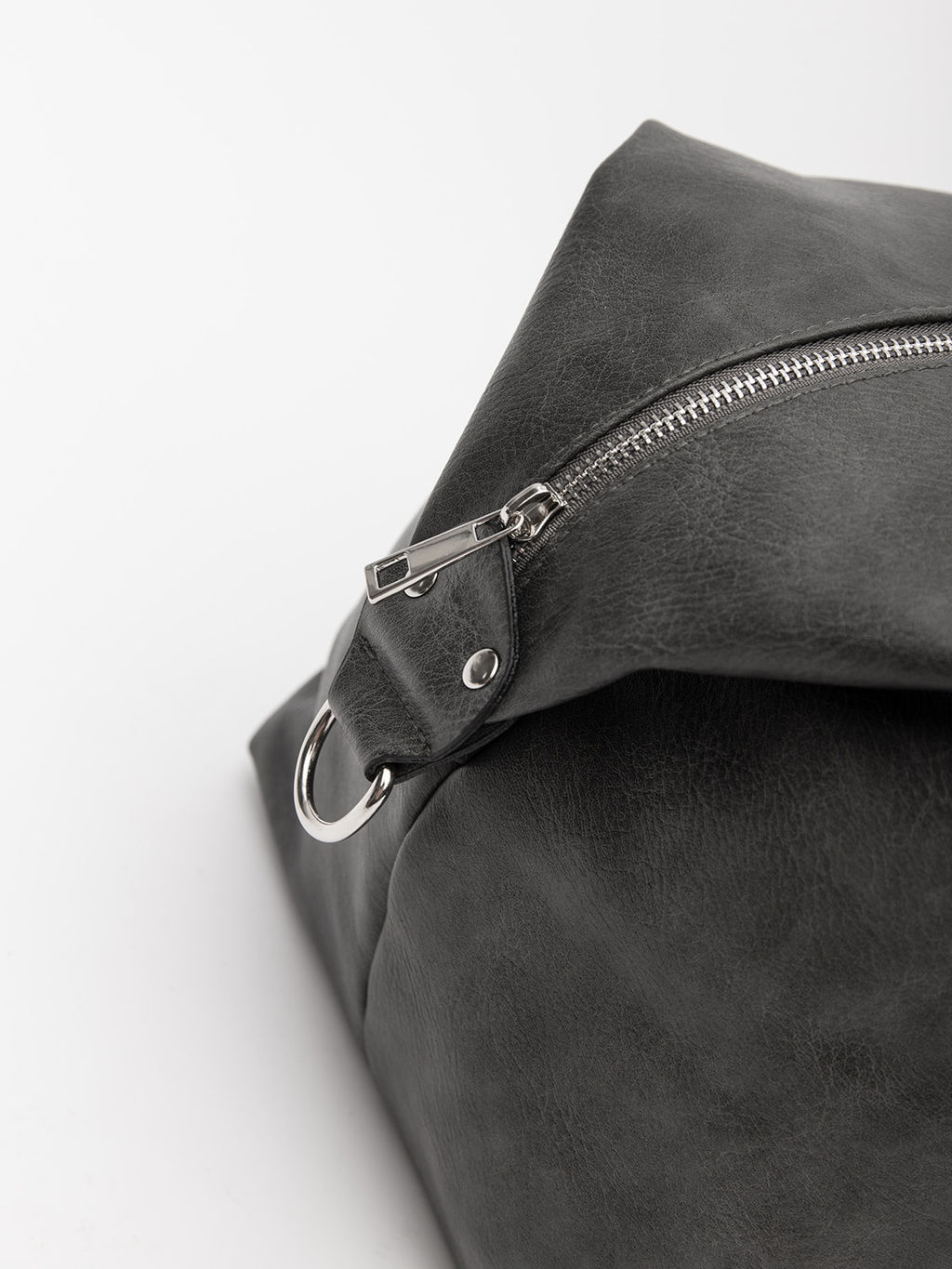 1300 880 51 Сумка Дорожная