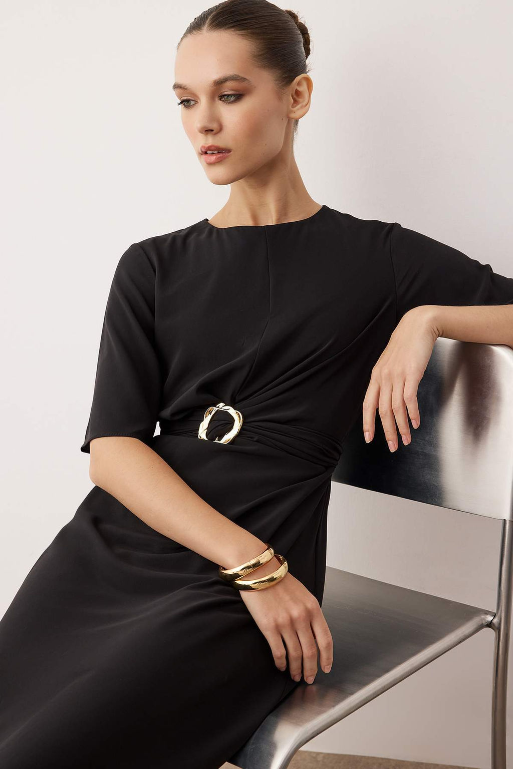 Ozel Koleksiyon Kahverengi Duz Aksesuar Detayl? Midi Dokuma Elbise TWOAW26EL00067 - Trendyolmilla фото 22