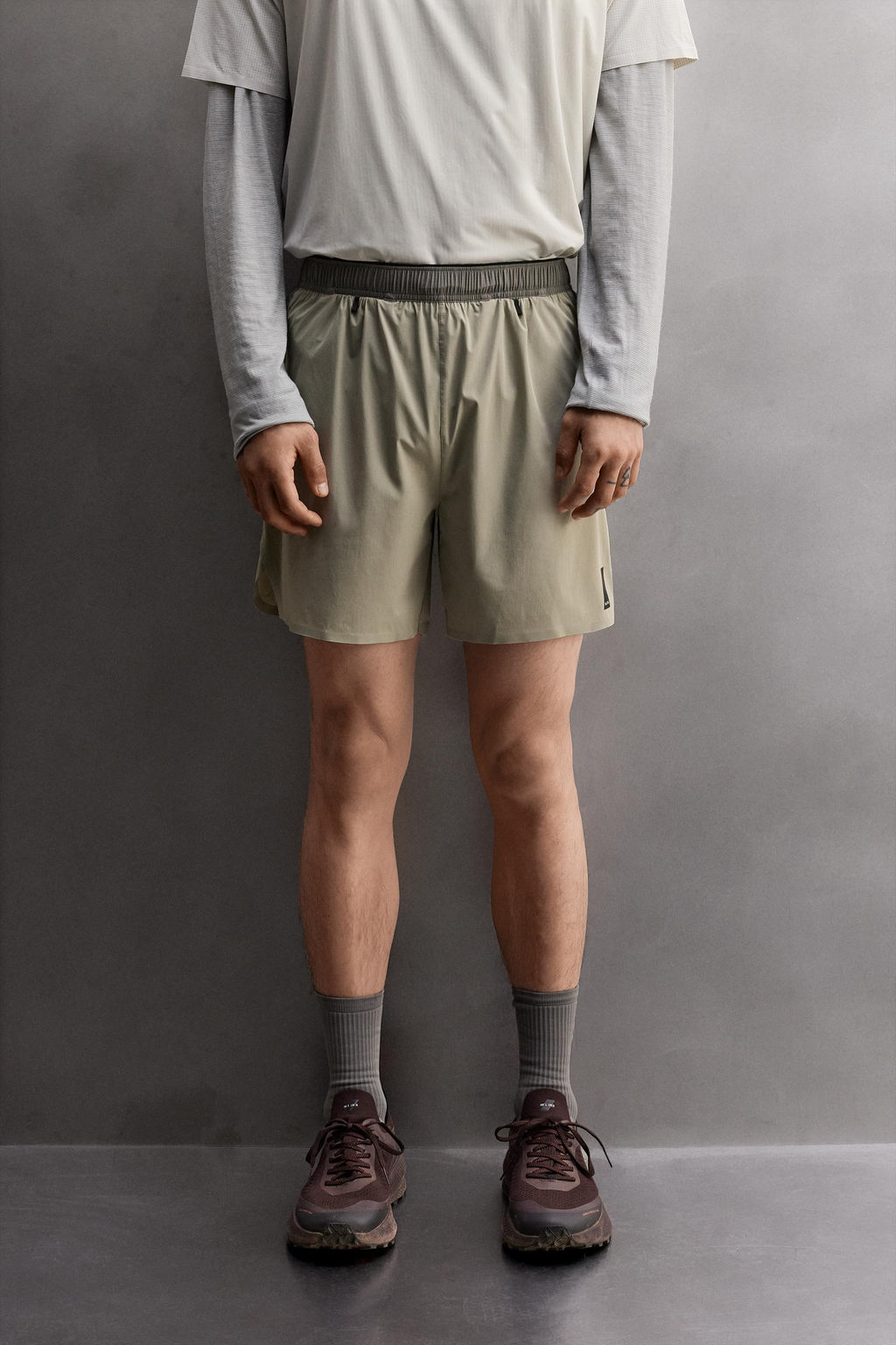 PANTAL?N CORTO TRAIL RUNNING COMBINADO / Gris - Zara фото 2