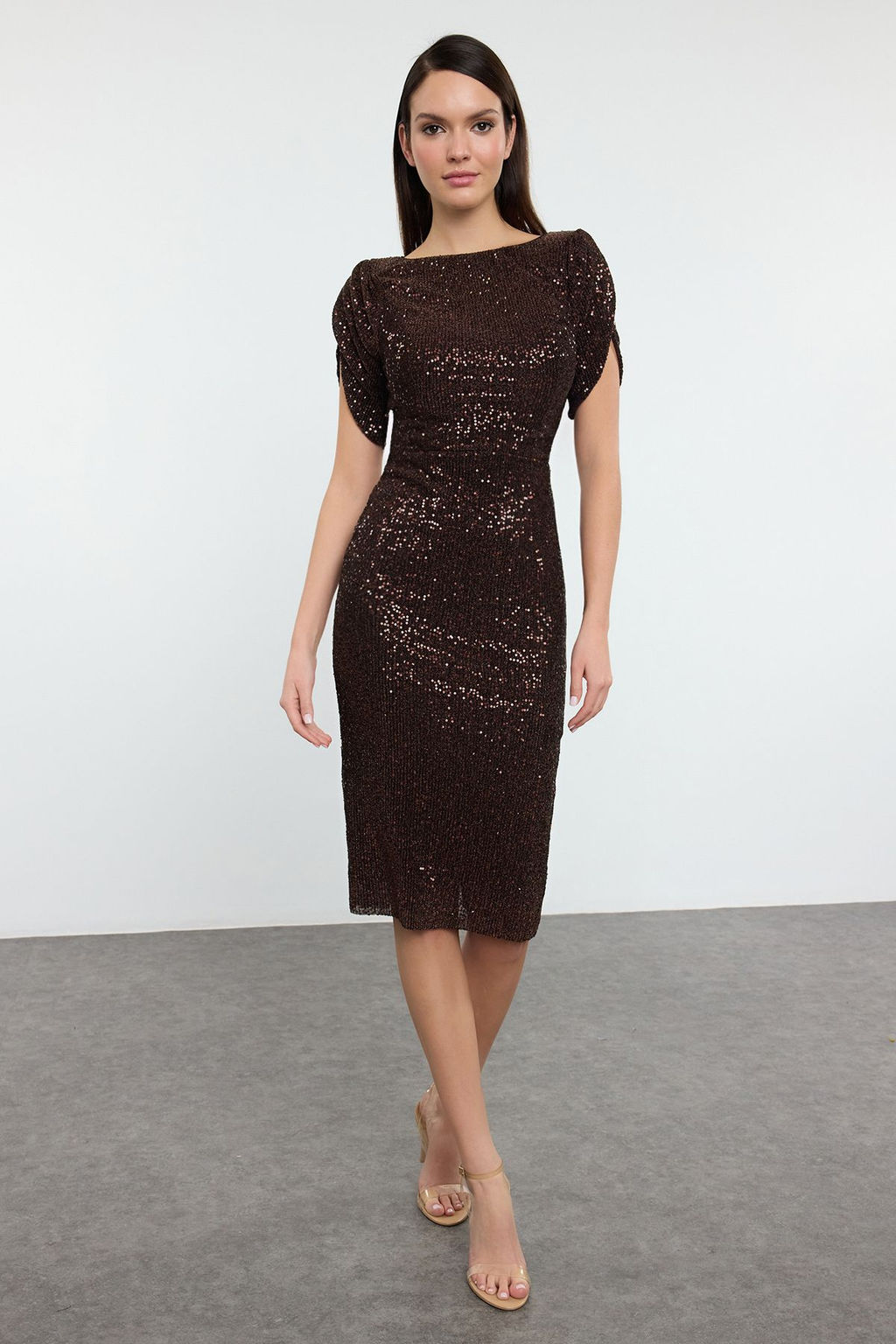 Kahverengi Vucuda Oturan Par?lt?l? Orme Payet S?k Abiye Gece Mezuniyet Elbisesi TPRSS24EL00108