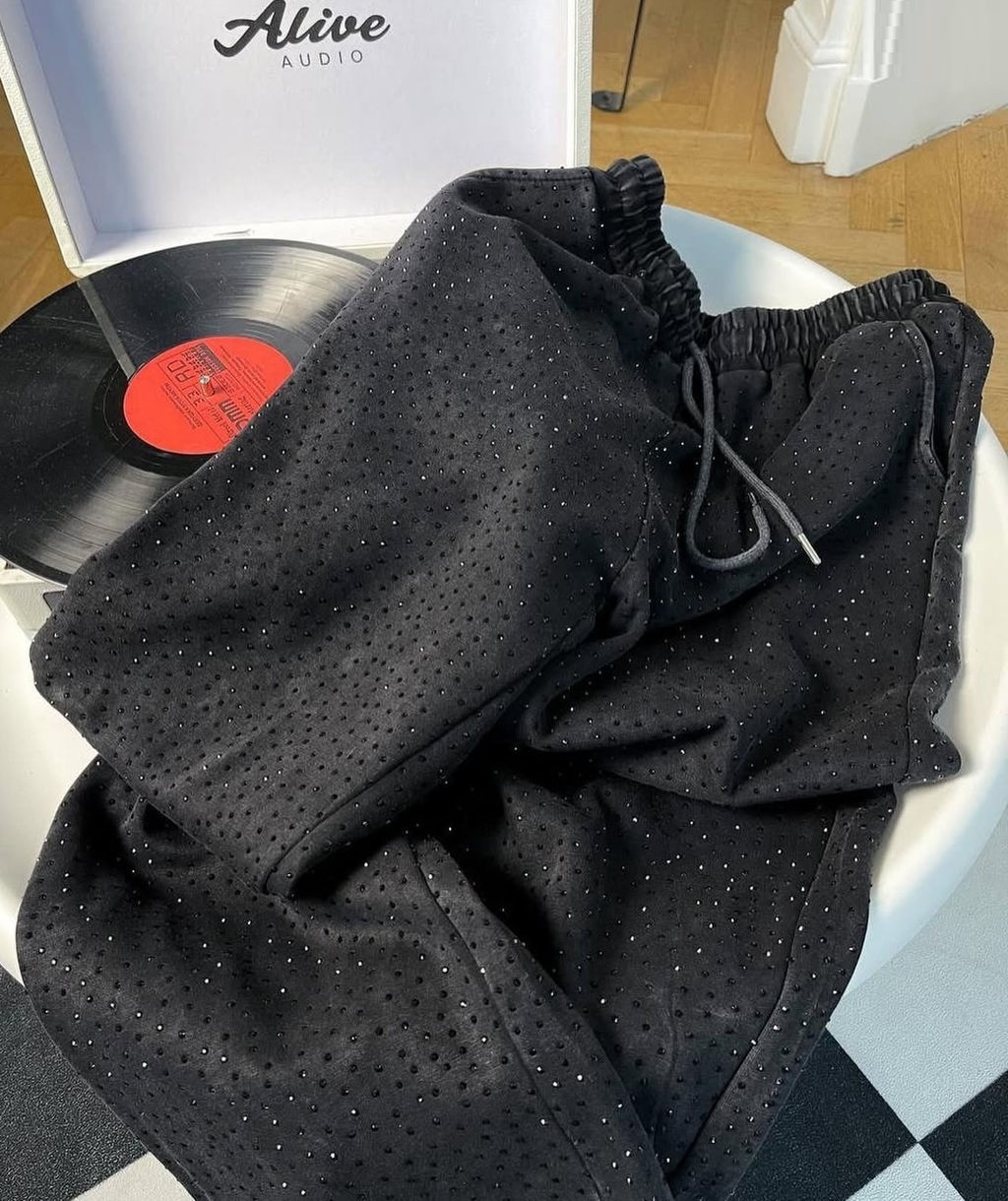 Брюки со стразами