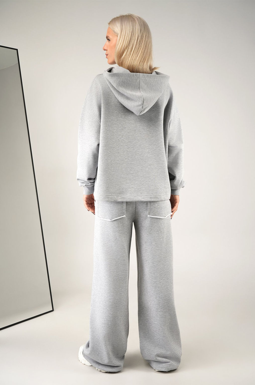 Женский костюм оверсайз из футера Happyfox