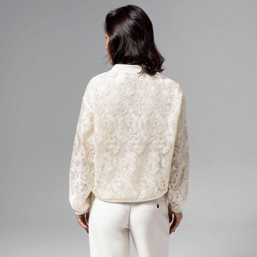 Бомбер с вышивкой, Секрет смелости (айвори) - Charutti фото 5