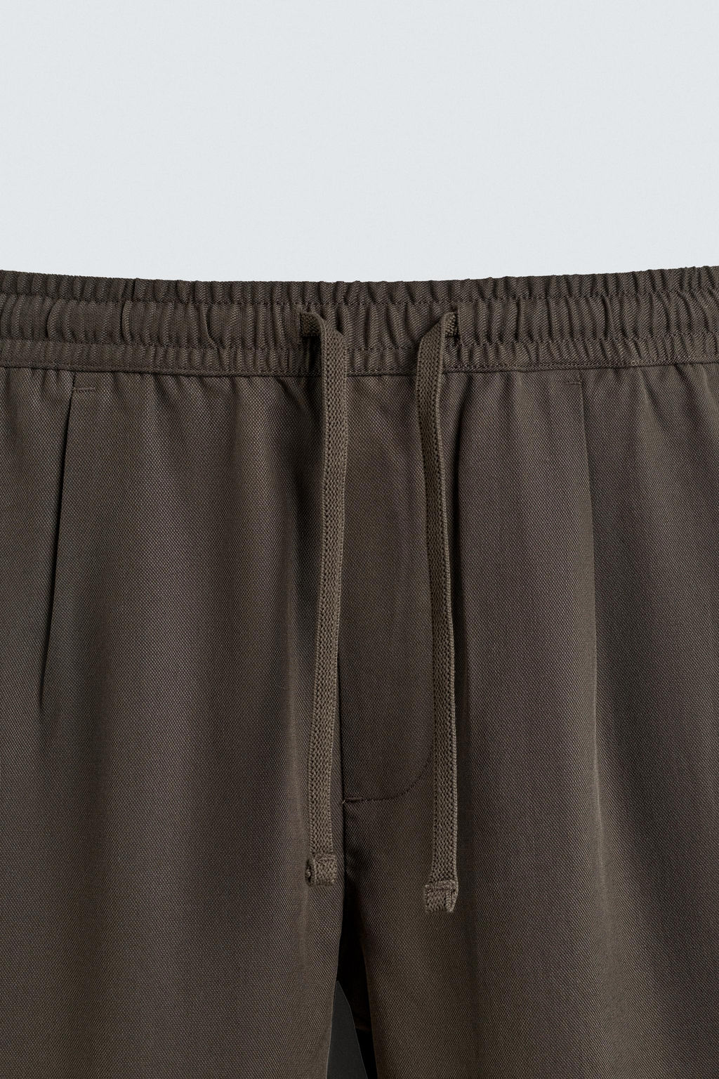 PANTAL?N FLUIDO RELAXED FIT / Marr?n / Topo