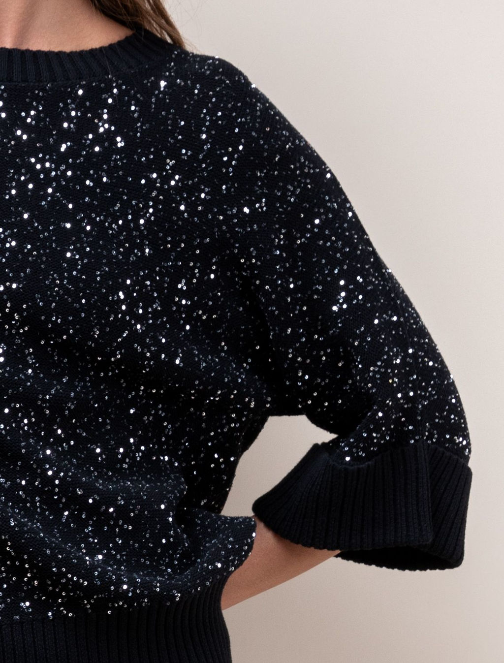 VILATTE / Свободный джемпер крупной вязки с пайетками  фото 3