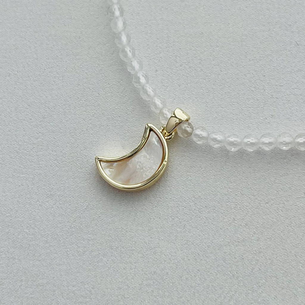 Бусы из Горного Хрусталя с перламутровой подвеской "Месяц" 43 см +