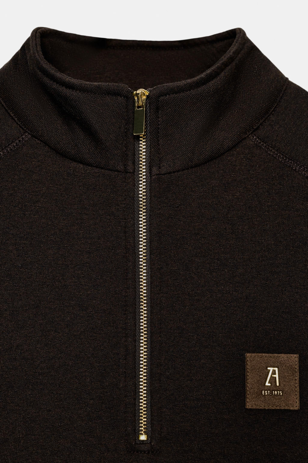 SWEATSHIRT WITH PATCH AND ZIP