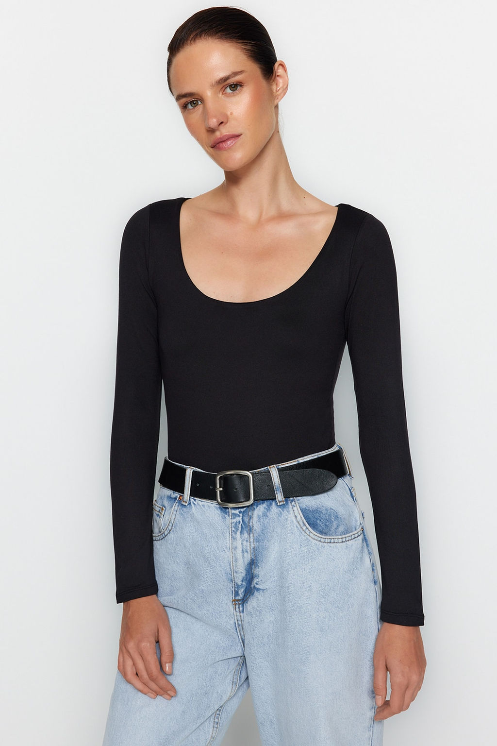 TRENDYOLMILLA Siyah Slim C?tc?tl? Havuz Yaka Uzun Kollu Yumusak Kumasl? Esnek Orme Body TWOAW24BD00031  фото 2