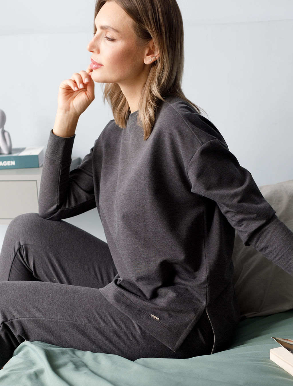 Джемпер из облегченного футера с эластаном - Vilatte фото 3