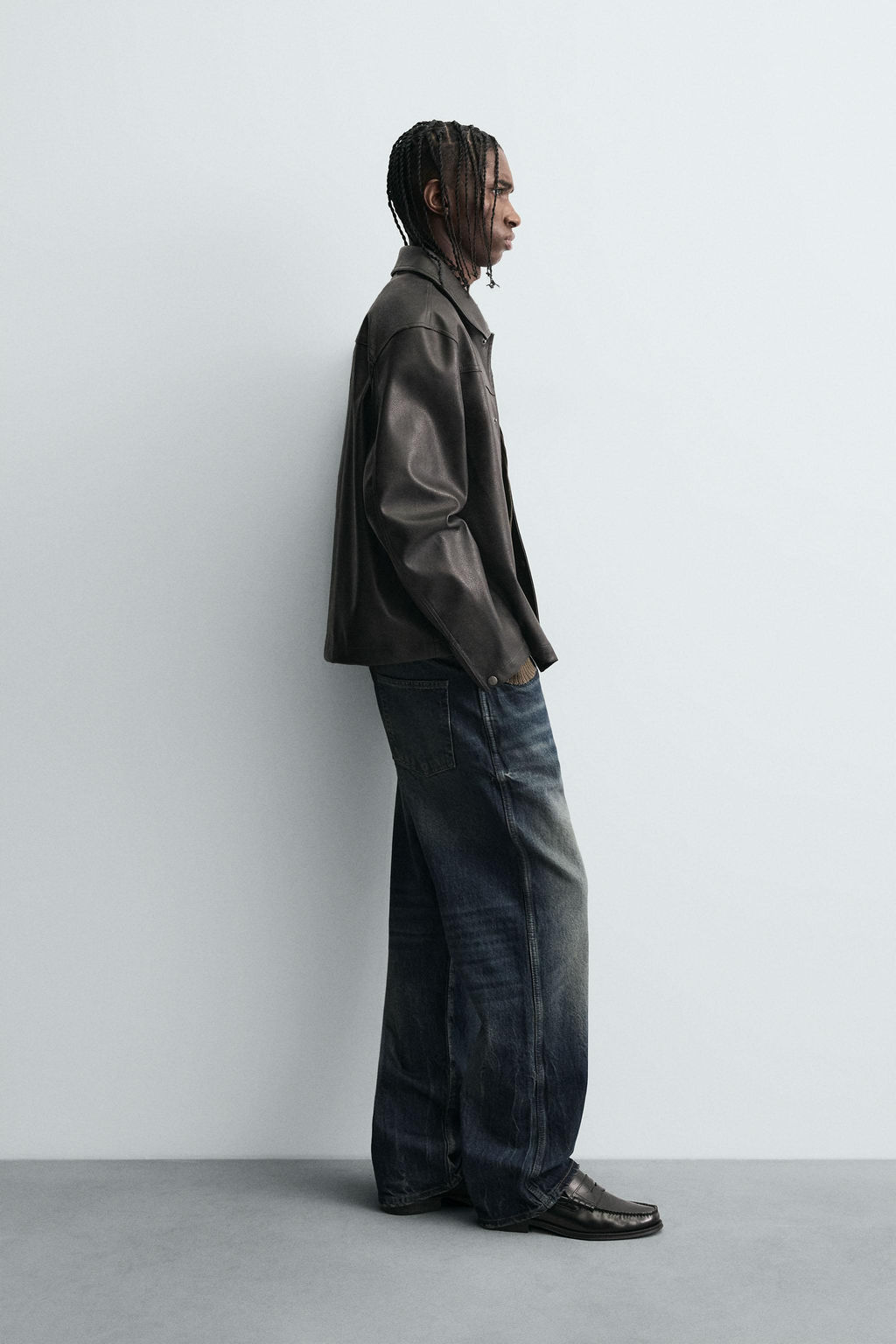 WASHED FAUX LEATHER OVERSHIRT - Zara фото 4