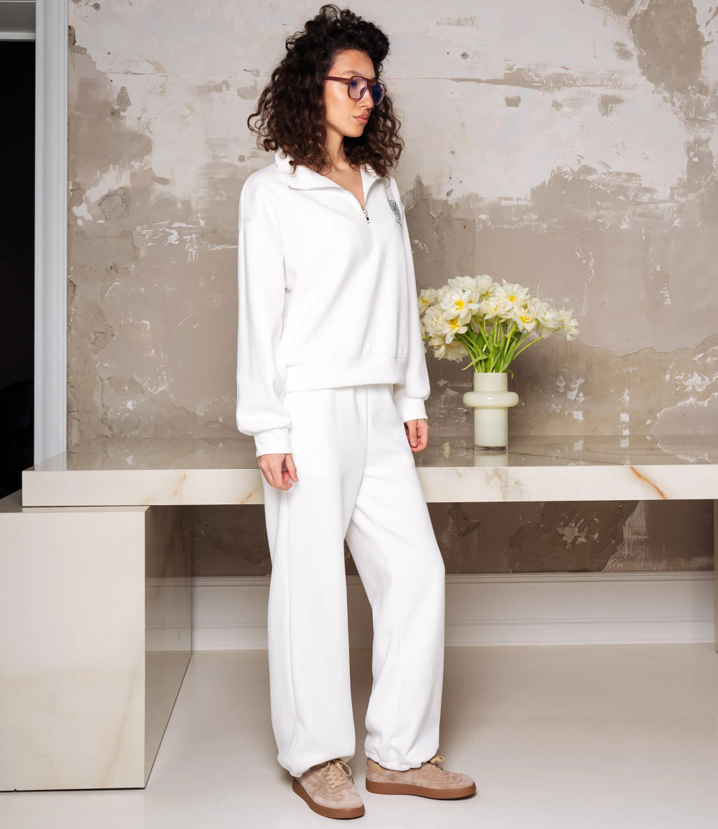 Спортивный костюм #КТ23710, белый