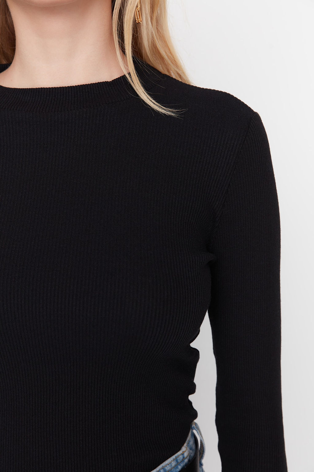 TRENDYOLMILLA Beyaz Fitted/Vucuda Oturan Dik Yaka Fitilli Alttan C?tc?tl? Esnek Orme Body TWOAW20BD0011 фото 12