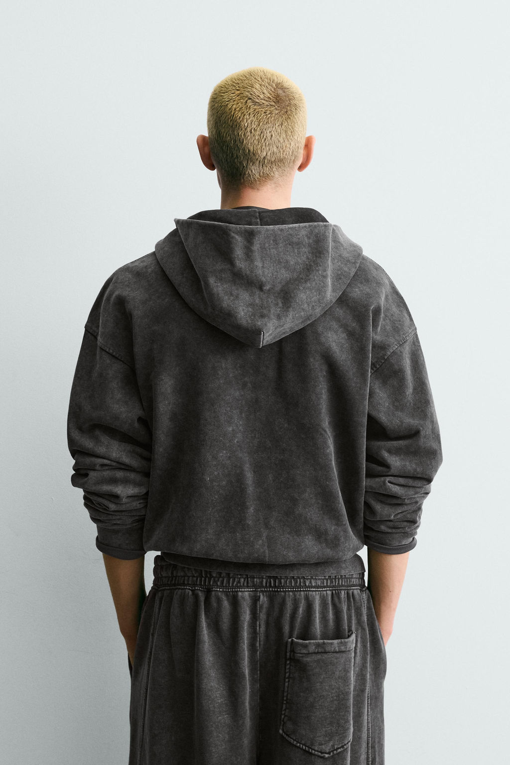 SUDADERA LAVADA CREMALLERA CAPUCHA / Antracita oscuro - Zara фото 3