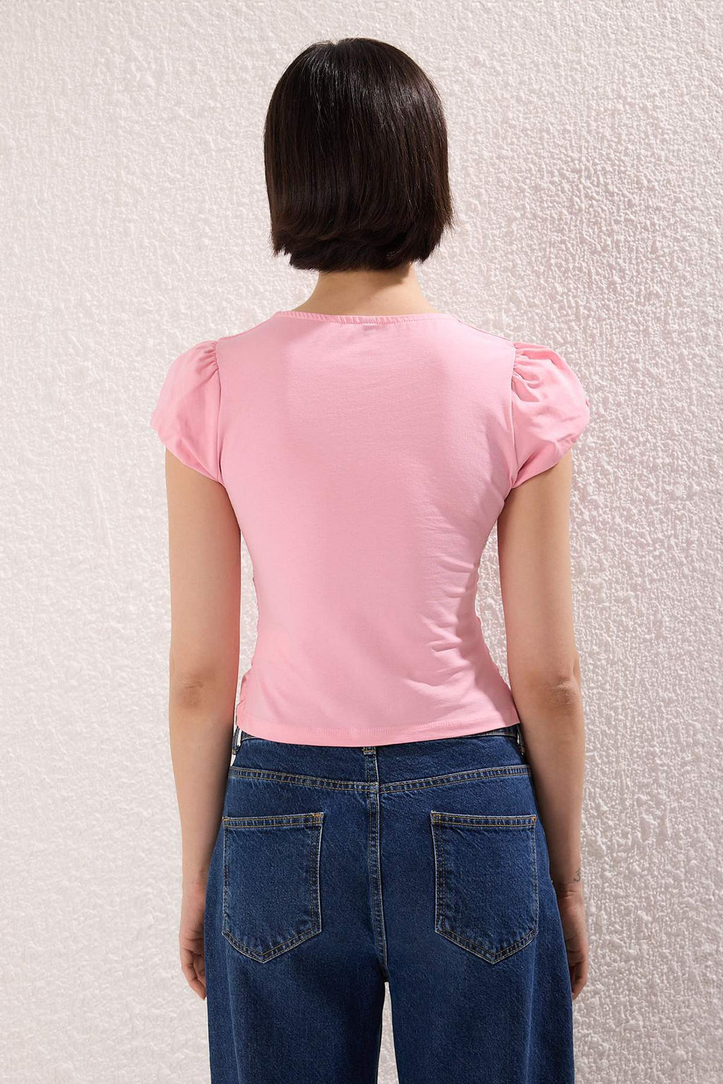 Trendyolmilla Siyah Pamuklu Buzgulu Dugmeli V Yaka Vucuda Oturan Super Esnek Orme Bluz TWOSS25BZ00563  фото 12