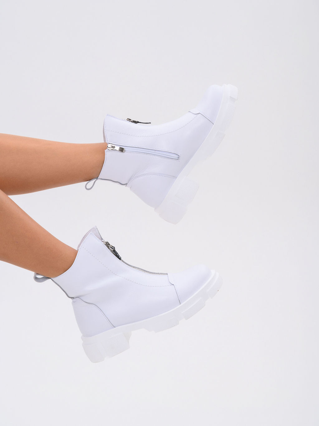 Ботинки 330.21074w. белый/Шерсть