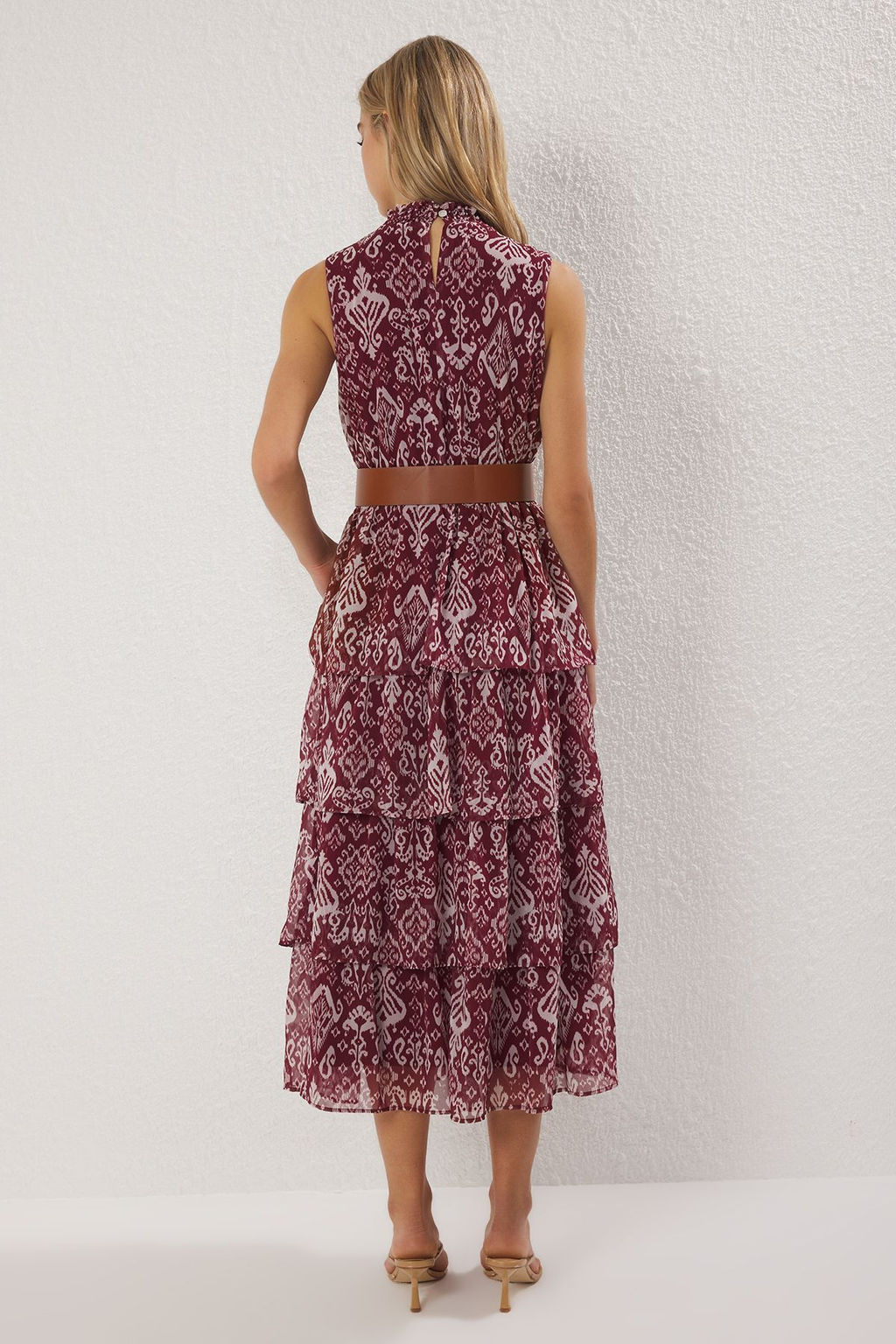 Trendyolmilla Bordo Kemerli Etnik Etegi Belden Ac?lan Maxi Dokuma Elbise TWOSS25EL00817