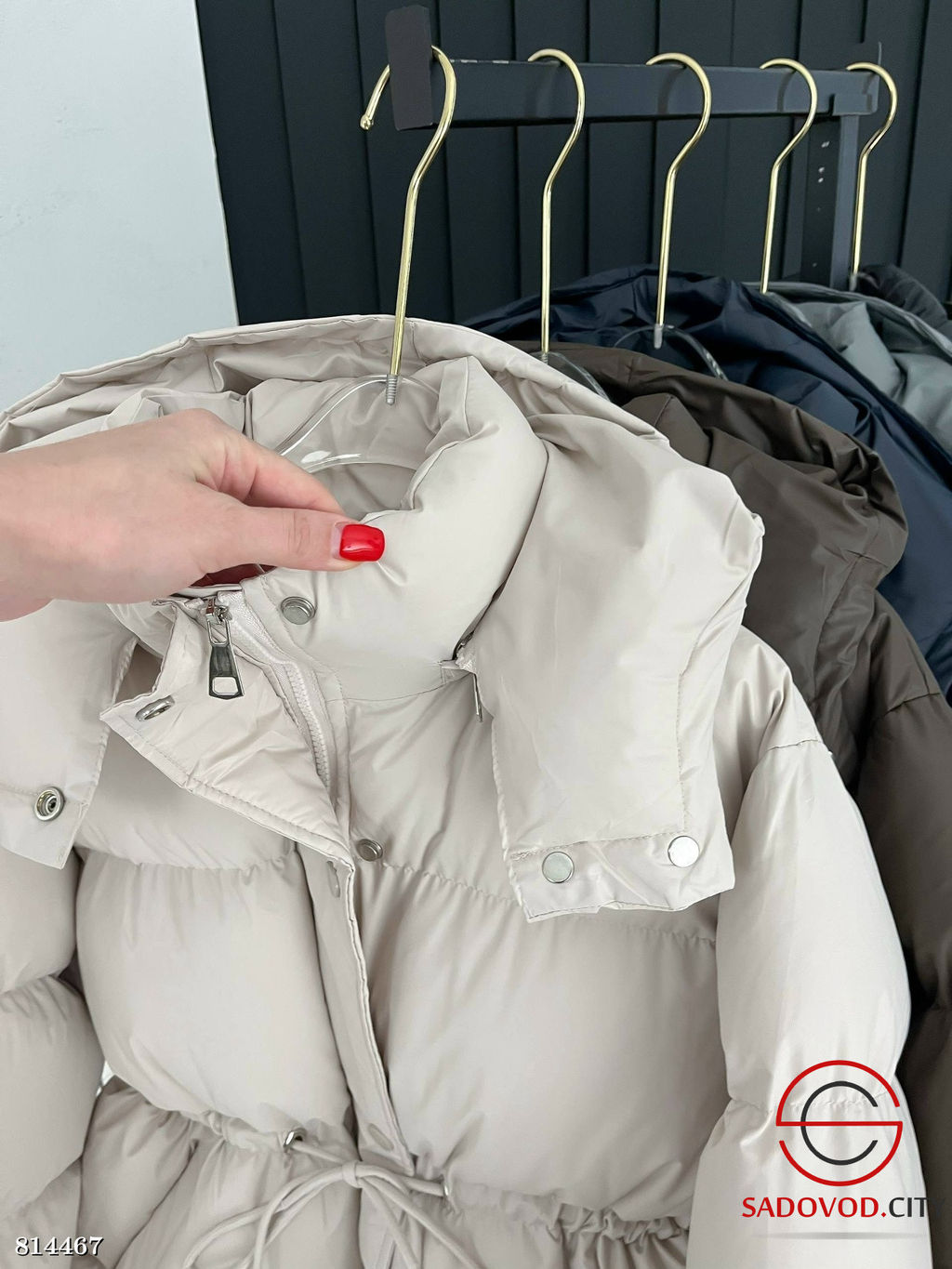 Куртка женская с капюшоном - Bruno фото 3