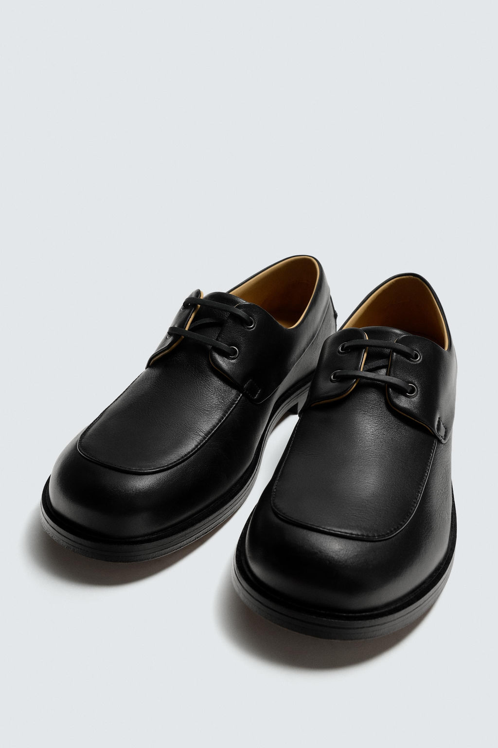 LEATHER DECK SHOES LIMITED EDITION - Zara фото 2