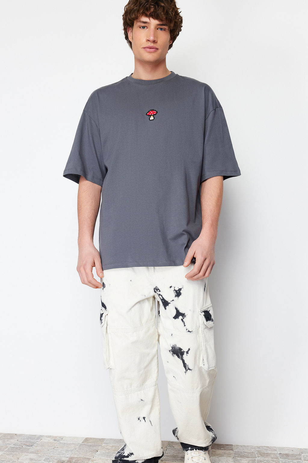 TRENDYOL MAN Beyaz Un?sex Oversize/Genis Kesim Kalp Nak?sl? T-Shirt TMNSS24TS00070 - Trendyolmilla фото 14