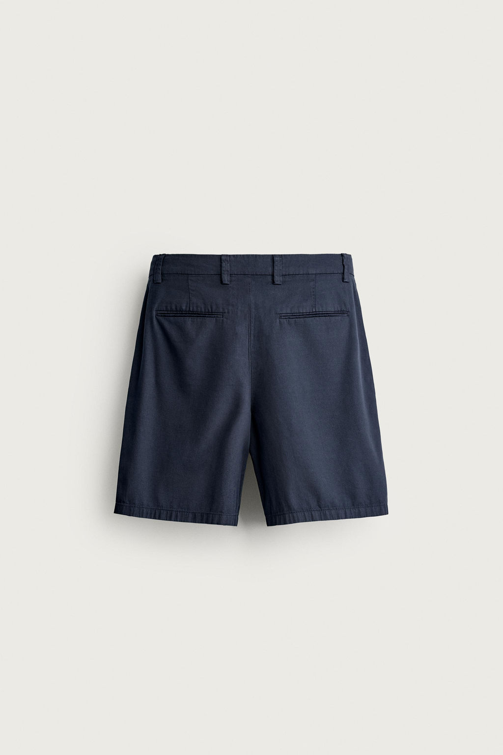 BERMUDA PLIEGUES REGULAR FIT / Marino