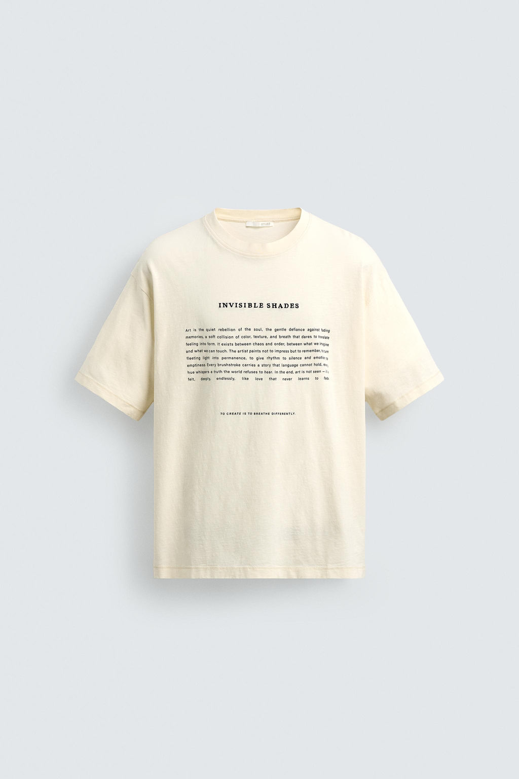 CAMISETA TEXTO ESTAMPADO / Blanco roto