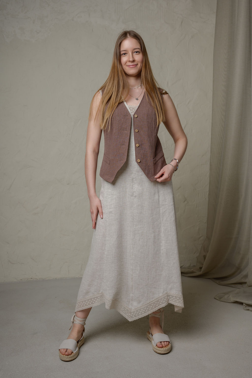 100% ЛЁН стильный жилет полуприлегающий