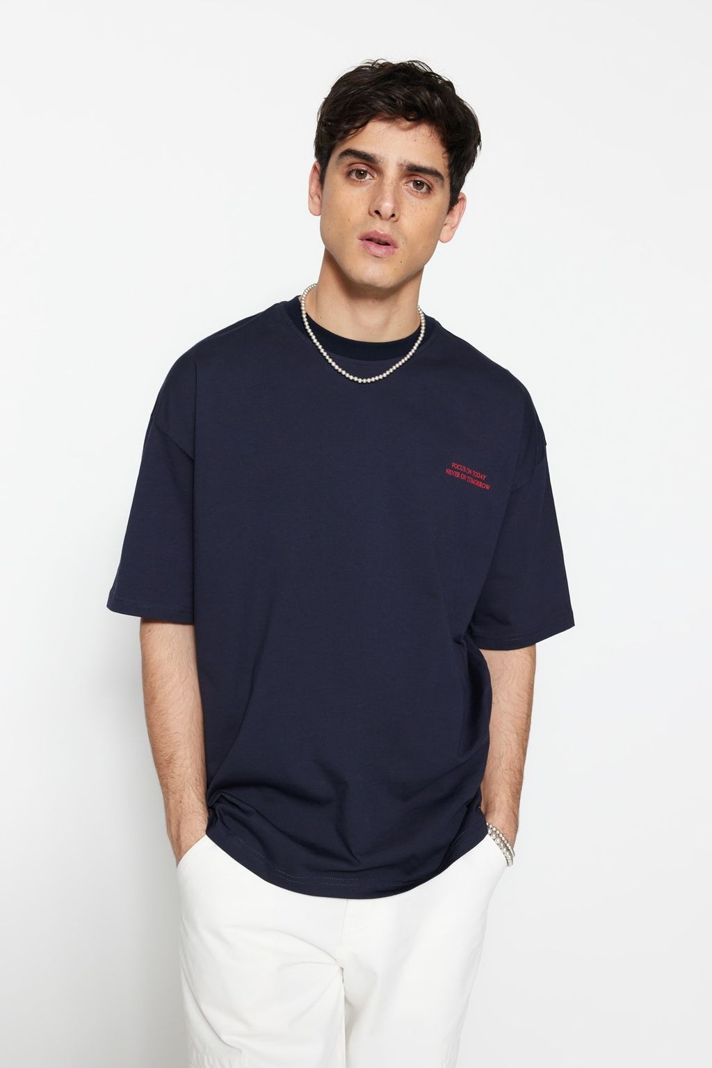 TRENDYOL MAN Ekru Oversize %100 Pamuklu Anime Bask?l? T-Shirt TMNSS23TS00156 - Trendyolmilla фото 2