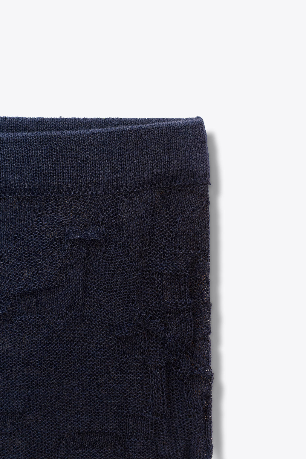 FINE KNIT WRINKLED-EFFECT TROUSERS - Zara фото 18