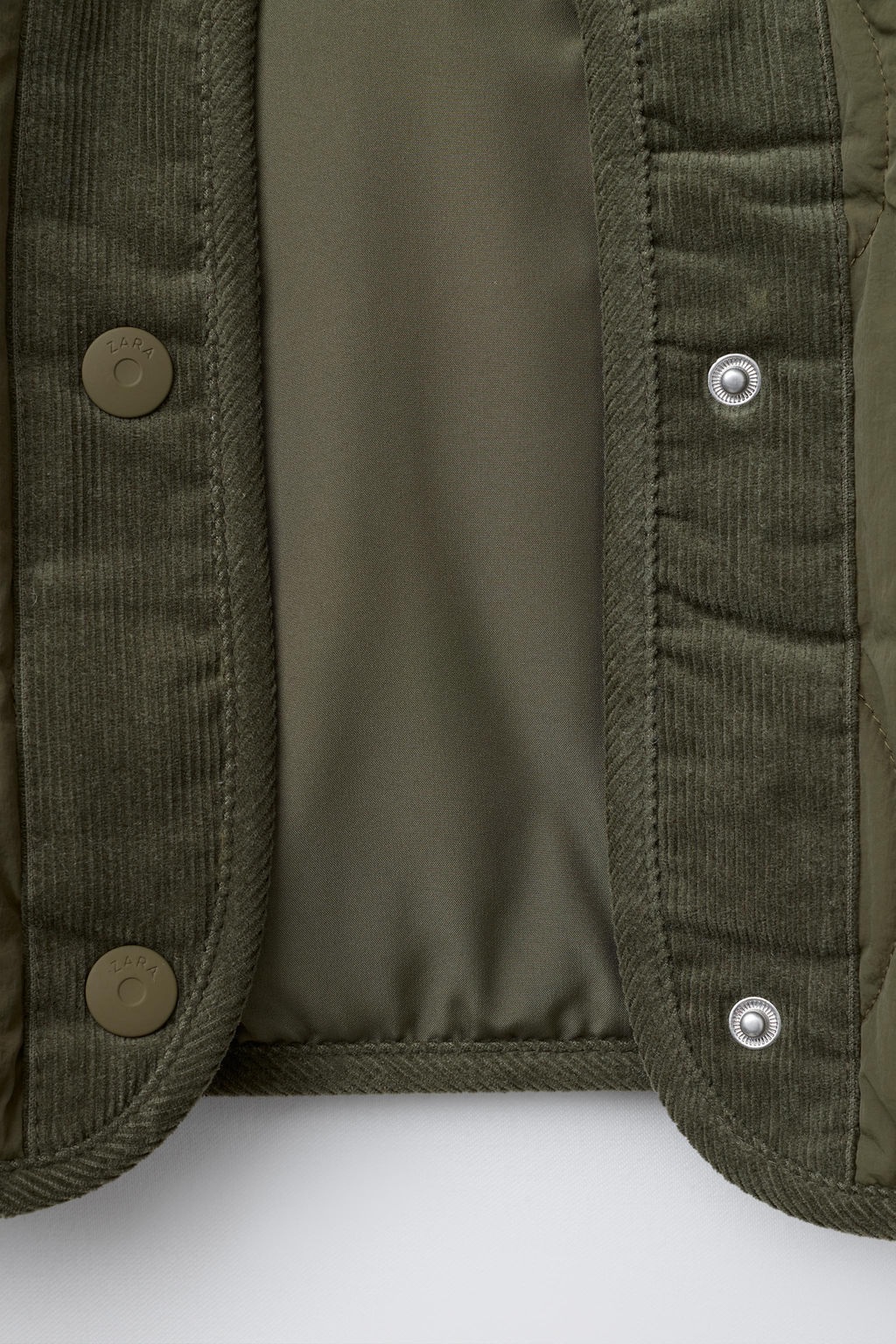 CONTRAST NYLON AND CORDUROY GILET - Zara фото 4