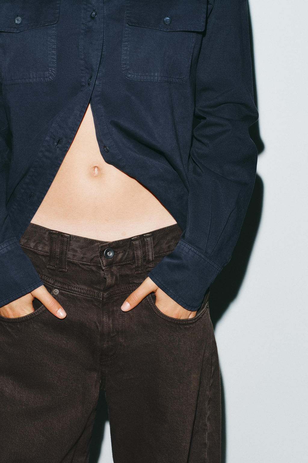 TRF BAGGY BARREL LOW-RISE JEANS